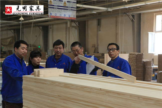 裝房子選家具為啥要選實(shí)木家具你造嗎？