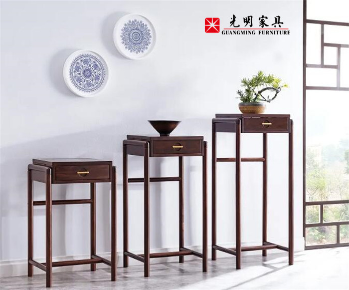 大件實(shí)木家具做不到的小件實(shí)木家具來幫忙